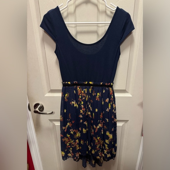 Dresses & Skirts - Women’s floral high low dress